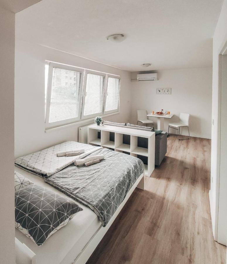 Studio Apartment Sanya #2 Ljubljana Eksteriør bilde